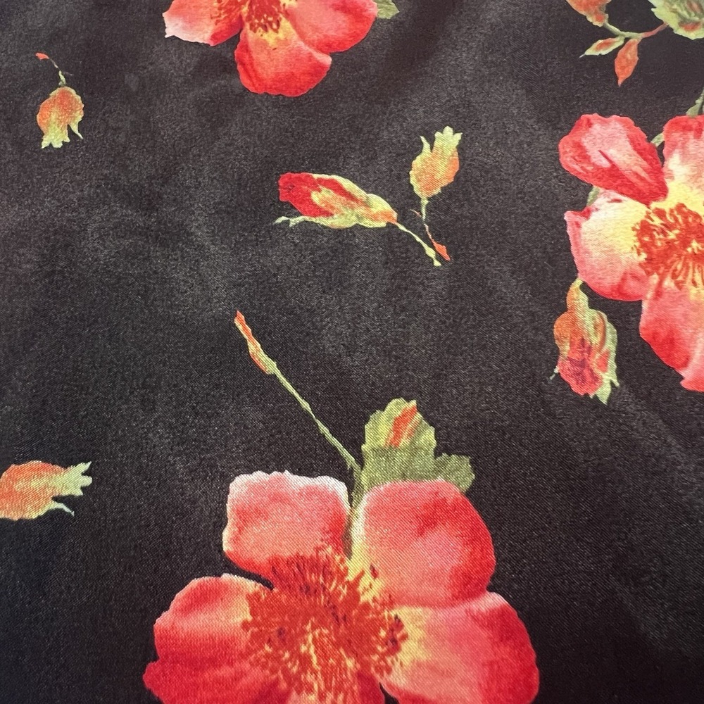 Secret‎ Treasures Satin Robe - Picture 15 of 16